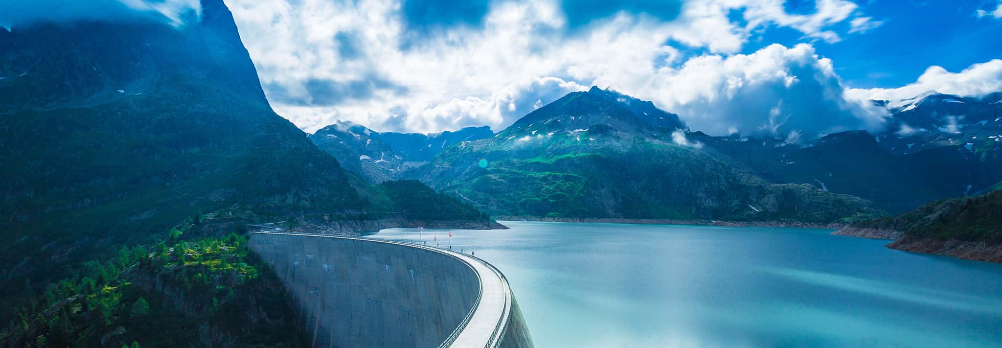 Wöchentliche Fahrten in die Schweiz.